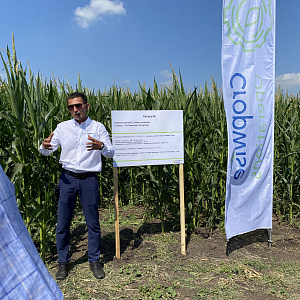 Фотогалерея Оперативные посещения производственных площадок Syngenta и демонстрация высокоэффективной посевной и почвообрабатывающей техники HORSCH на базе ООО "СП Ашкадарский" в Мелеузовском районе.